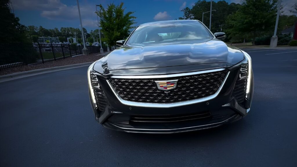 2025 Cadillac CT5 Premium Exterior Design 